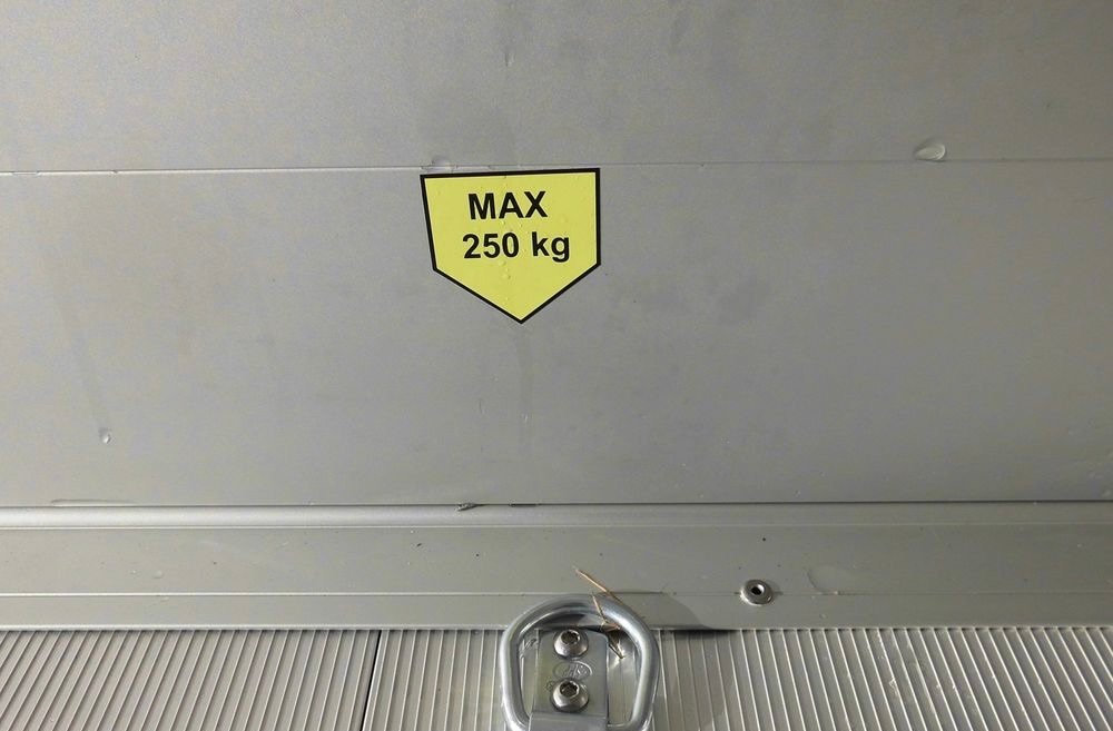 Remorque Fourgon EN Aluminium + Porte LatÉrale Debon C700 Roadster - Ptac : 2600 Kg - 376X179XH200 Cm – Image 7