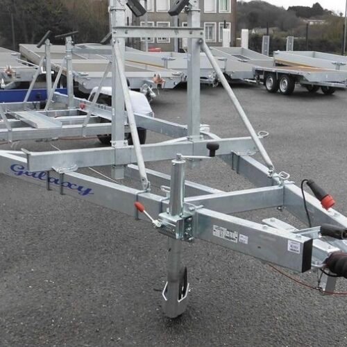 Porte Voilier À Gruter Galaxy – G1602V / GD12V – Ptac : 2400KG – 2 Essieux