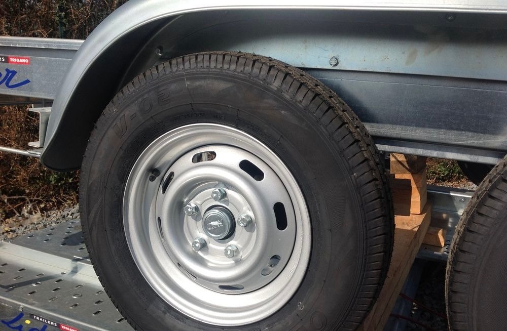 Porte Voiture Lider avec Grandes Rampes - 2 Essieux - Ptac : 2500 Kg - 394 X 190 Cm – Image 15