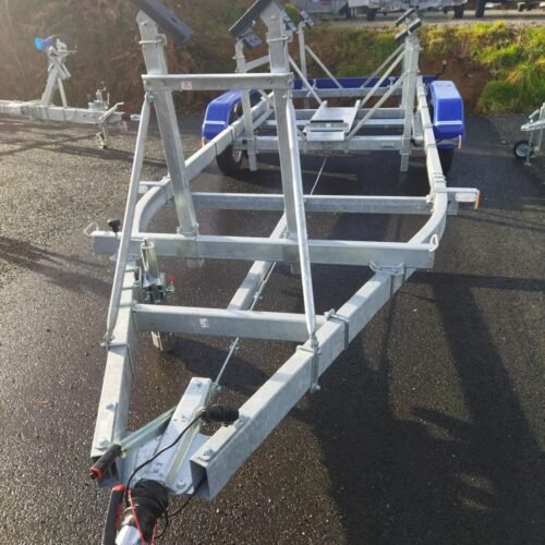 Porte Voilier Galaxy – G1942 / GD13V – Ptac : 2700KG – 2 Essieux