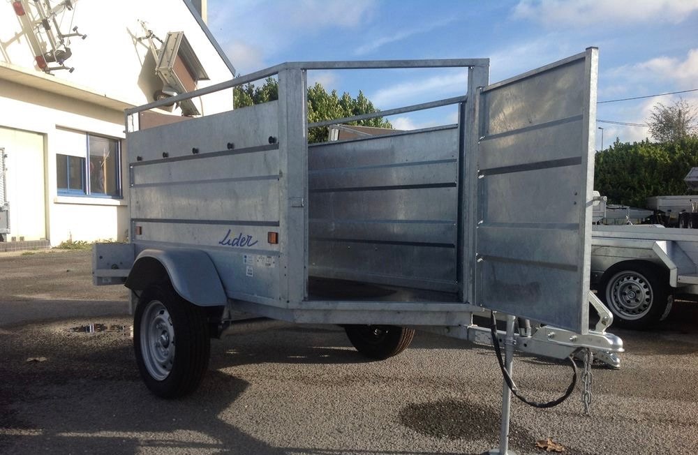 Remorque BÉtaillÈre Lider Robust Granada - Ptac : 500 Kg - 1 Essieu - 250 X 125 Cm