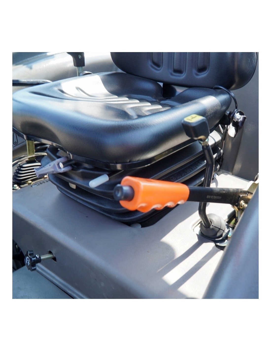 Tracteur Lovol M404C Cabine – Image 12