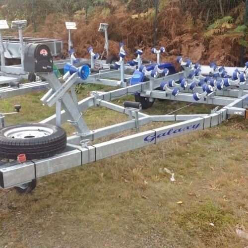 Porte Bateau Multi-rouleaux Galaxy – GD09 / G1382 -ptac : 1800KG – 2 Essieux