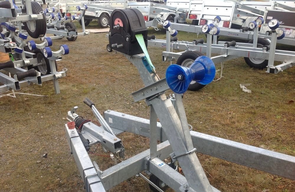 Porte Bateau Multi-rouleaux Galaxy - GD09 / G1382 -ptac : 1800KG - 2 Essieux – Image 3