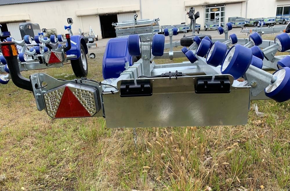 Porte Bateau Multi-rouleaux Galaxy - GS12 / G820 - Ptac : 1200KG - 1 Essieu – Image 3