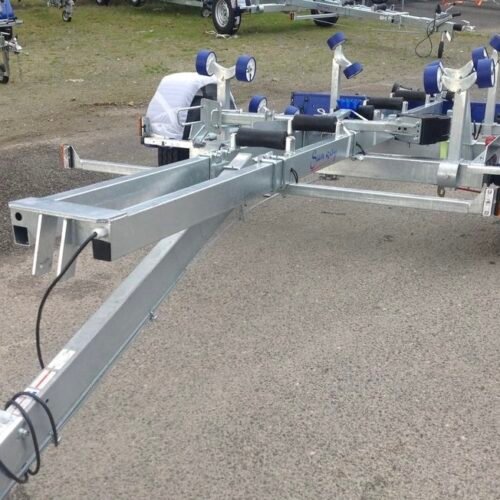 Bootswagen – Kaputter AnhÄnger – SW1005 – Zulässiges Gesamtgewicht: 1300 Kg – 1 Achse