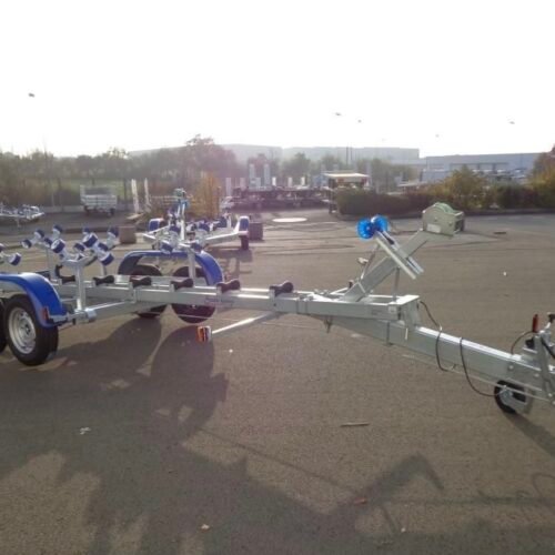 Bootswagen – Kaputter AnhÄnger – SW2025 – Zulässiges Gesamtgewicht: 2500 Kg – 2 Achsen