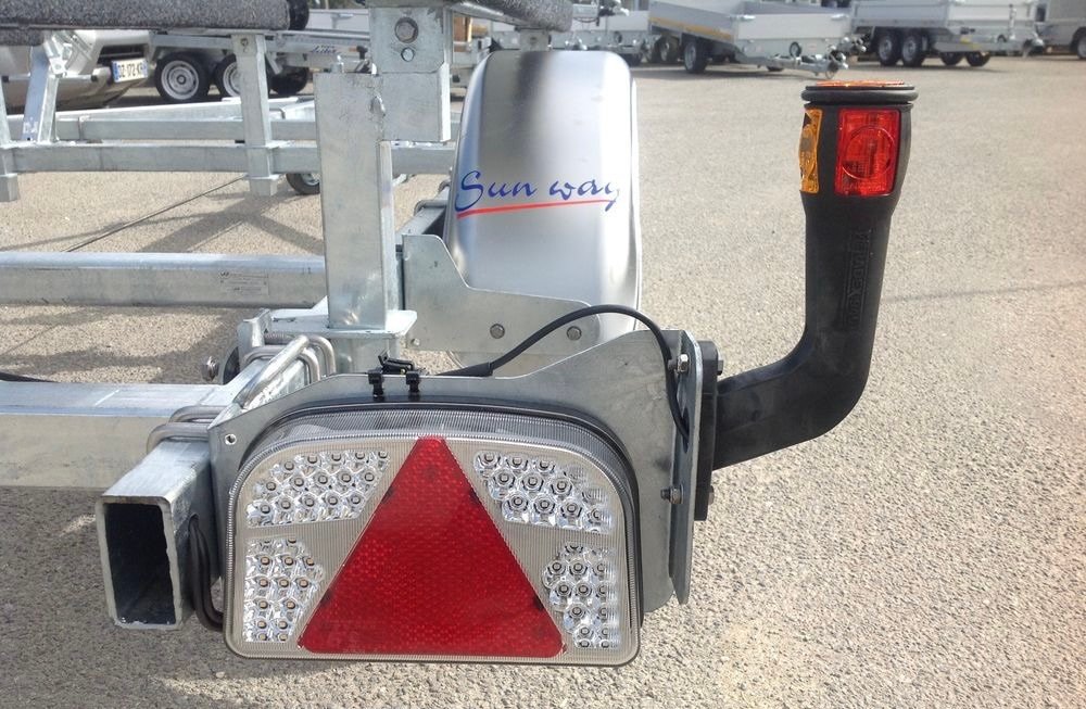 D1613J Remorque Double Jet FreinÉe 1 Essieu Immergeable Ptac 1350 Kg – Image 4