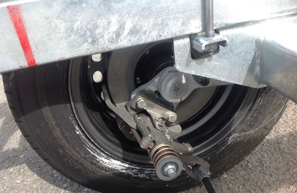 D1613J Remorque Double Jet FreinÉe 1 Essieu Immergeable Ptac 1350 Kg – Image 6