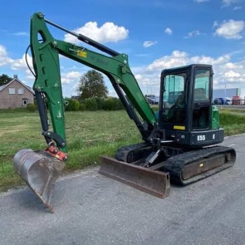 Mini-pelle Bobcat E55 2012 4881 Heures – Occasion
