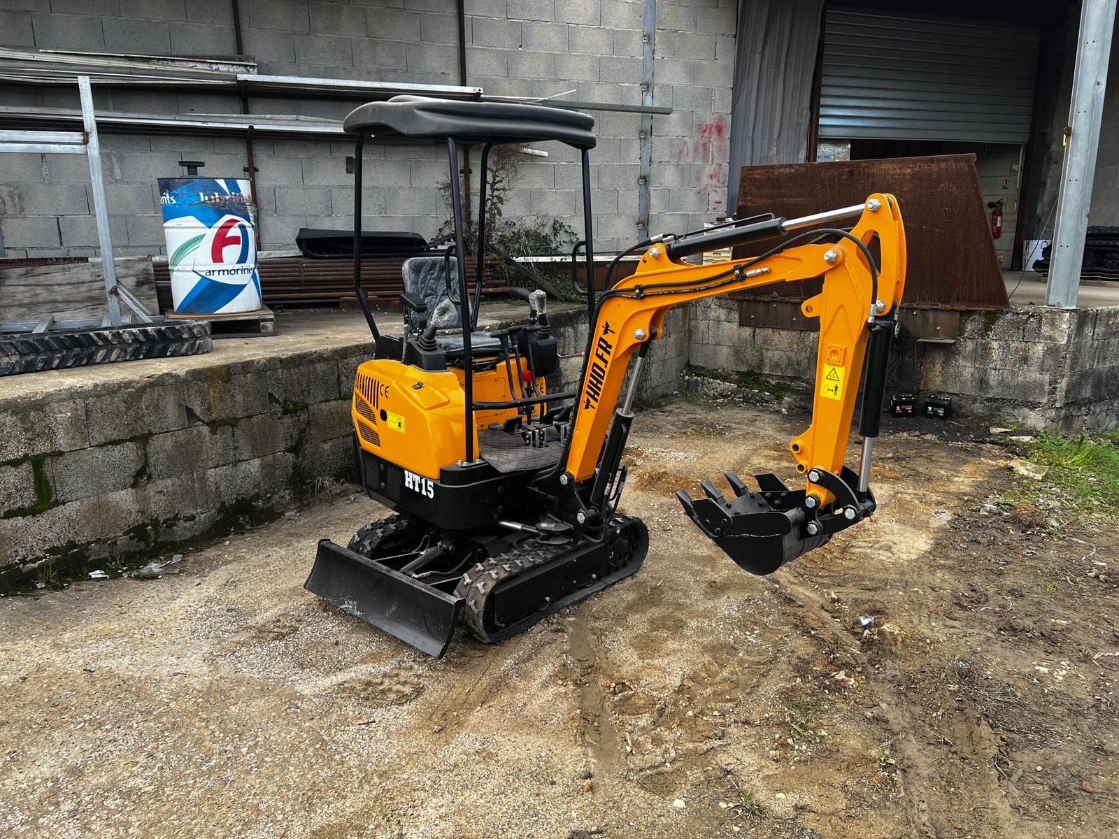 Mini-pelle Electrique HT15 Engin Neuf / Matériel Neuf – Image 7