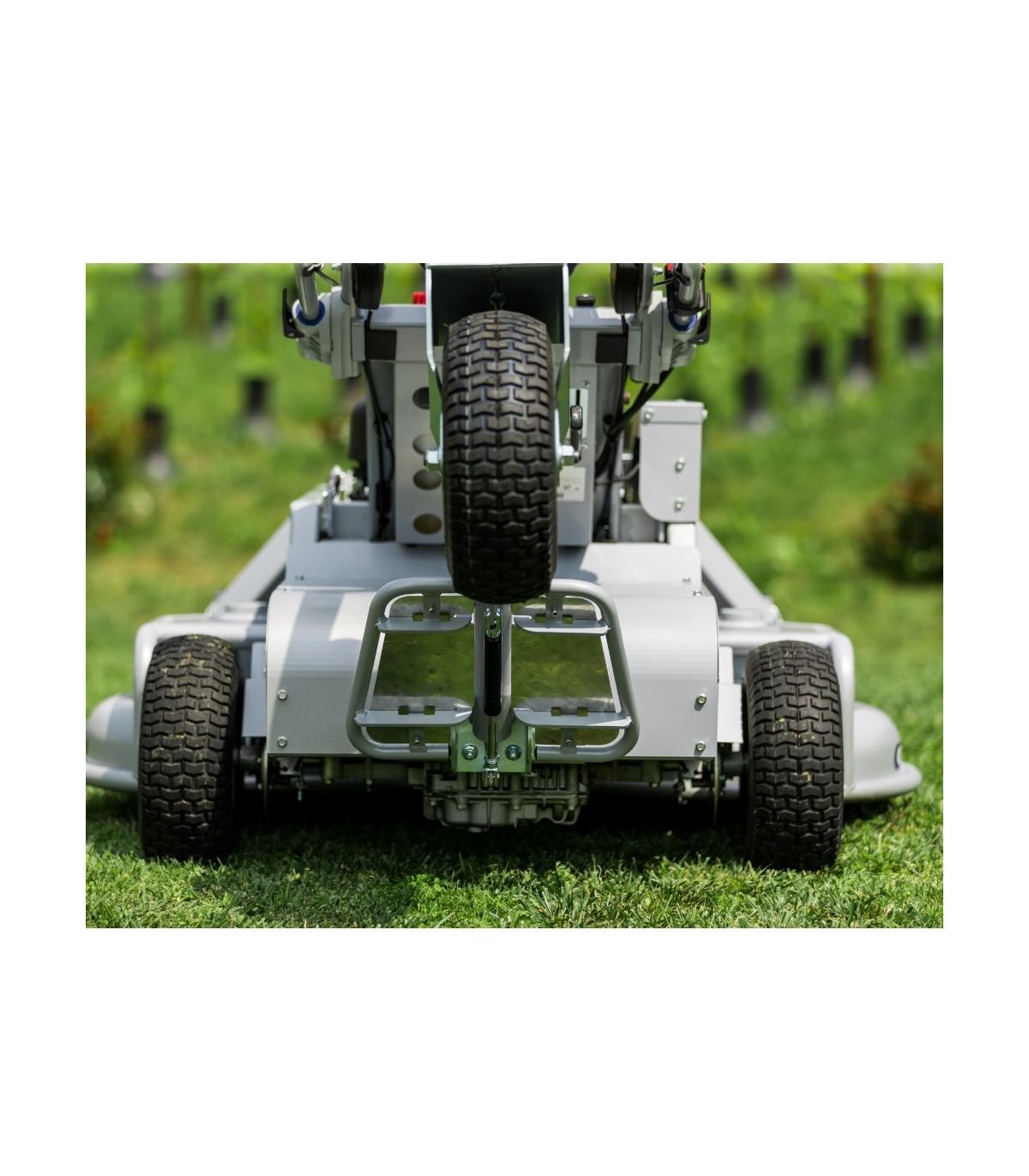 Siège Ride on pour Tondeuse Autoportée Grin – Position Assise – ASM-0166 – Image 3