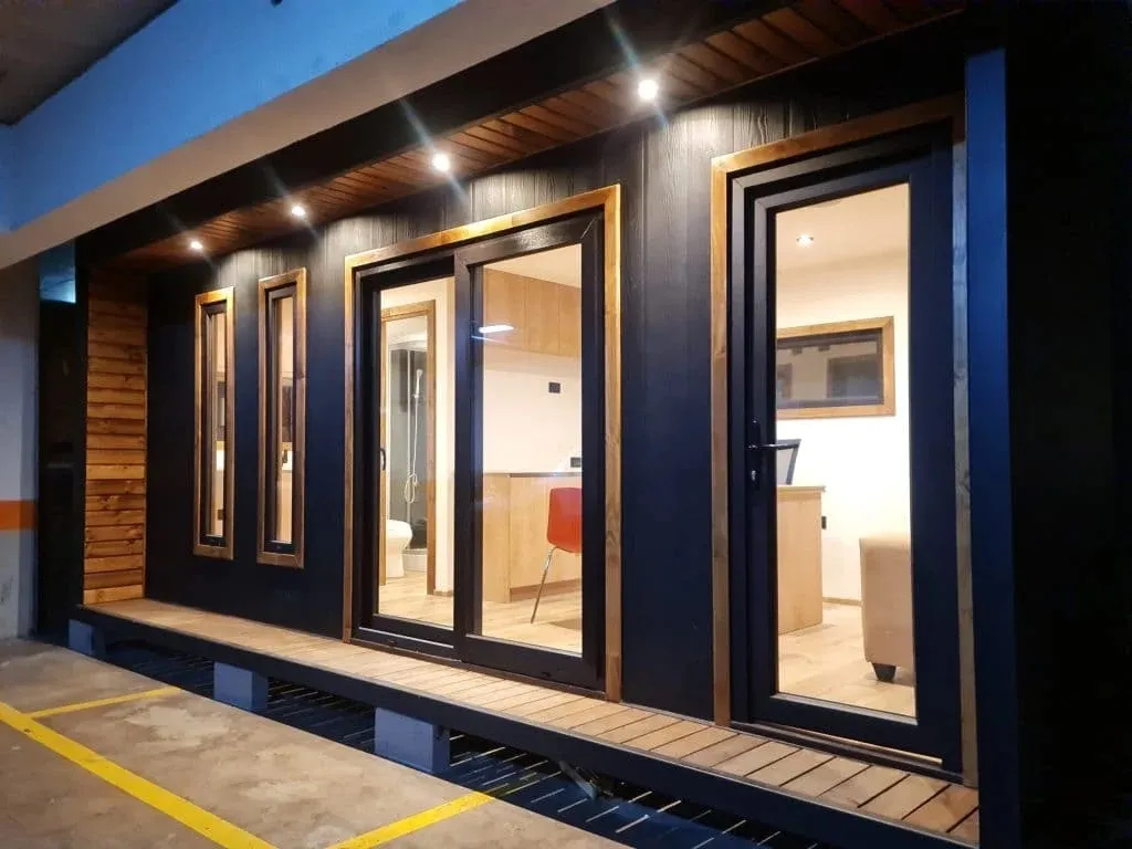 Container - Showroom des Dominicains 18 m² – Module Commercial – Image 9