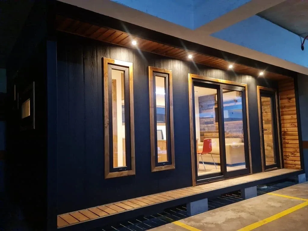 Container - Showroom des Dominicains 18 m² – Module Commercial – Image 8