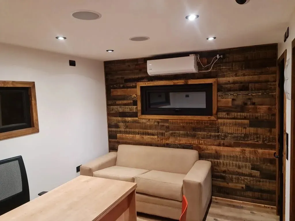 Container - Showroom des Dominicains 18 m² – Module Commercial – Image 4