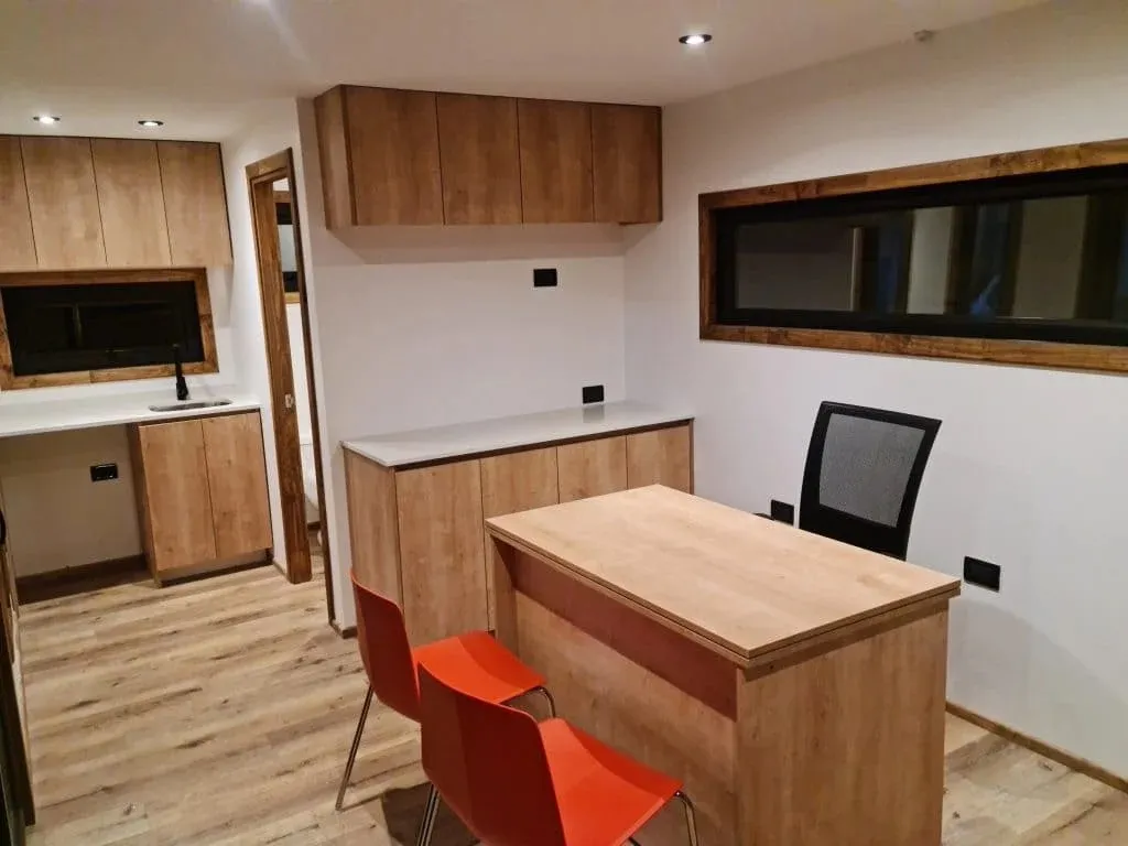 Container - Showroom des Dominicains 18 m² – Module Commercial – Image 2