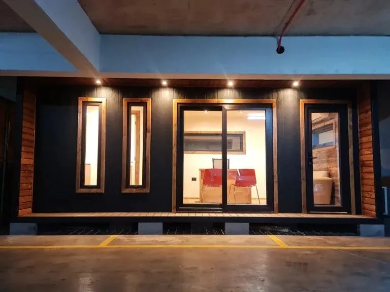 Container - Showroom des Dominicains 18 m² – Module Commercial